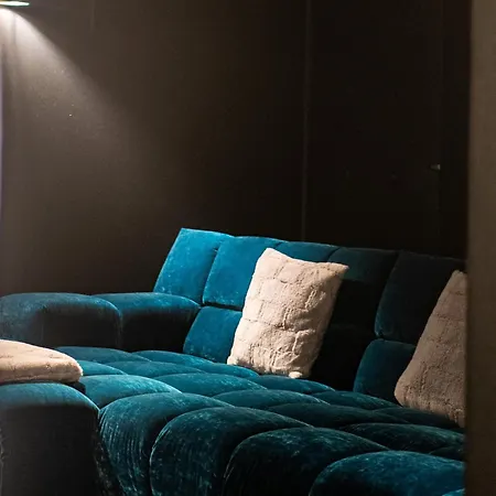 Bonami 450 M2 Salle Cinema Jacuzzi Hammam Шале *